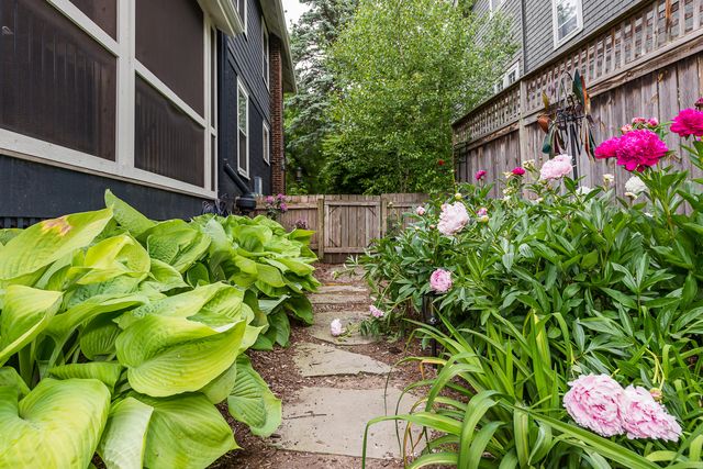1303 S Forest Avenue, Ann Arbor, MI 48104