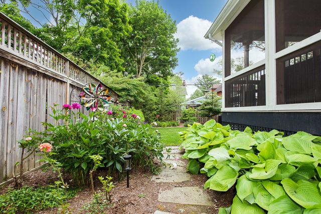 1303 S Forest Avenue, Ann Arbor, MI 48104