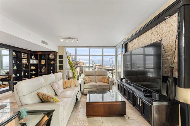 400 W Ocean 1702, Long Beach, CA 90802