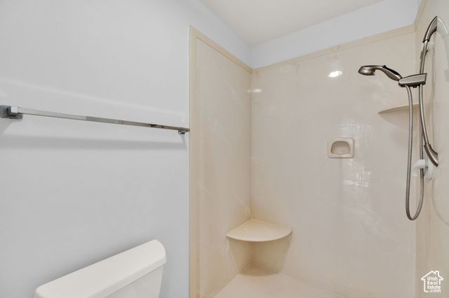 1639 E ST JAMES PL, Holladay, UT 84121