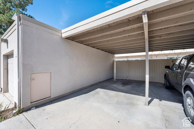 1639 E ST JAMES PL, Holladay, UT 84121