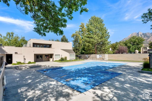 1639 E ST JAMES PL, Holladay, UT 84121