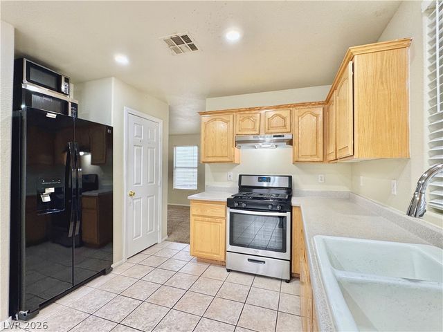 8632 Shady Pines Drive, Las Vegas, NV 89143
