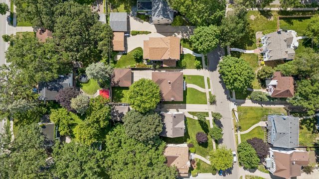 2325 Cromwell Drive, Minneapolis, MN 55410