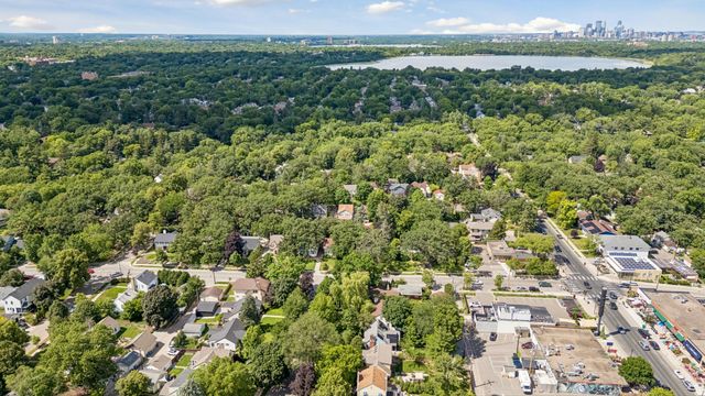 2325 Cromwell Drive, Minneapolis, MN 55410