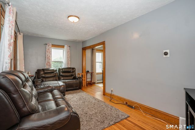 27 Rosemont Avenue, Windsor, CT 06095