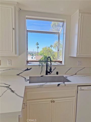 26867 Claudette Street 118, Canyon Country, CA 91351