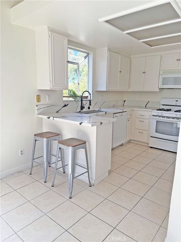 26867 Claudette Street 118, Canyon Country, CA 91351