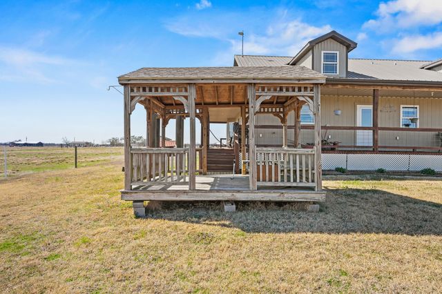 4379 County Road 4804, Wolfe City, TX 75449