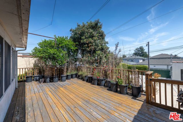 2008 S Bedford Street, Los Angeles, CA 90034