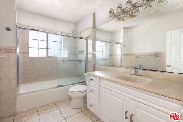 2008 S Bedford Street, Los Angeles, CA 90034