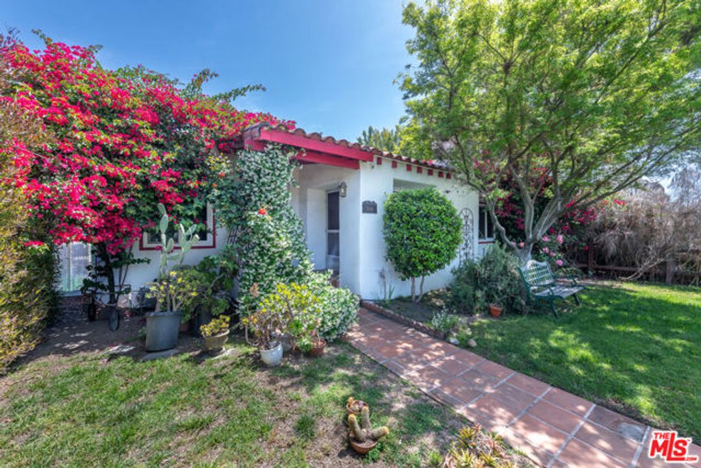 2008 S Bedford Street, Los Angeles, CA 90034