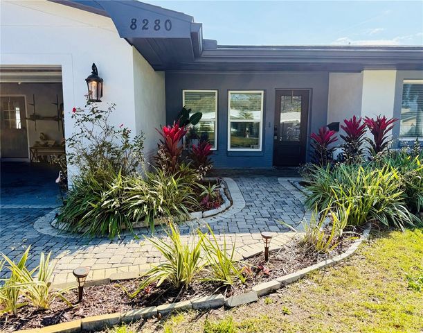 8280 32ND AVENUE N, St Petersburg, FL 33710