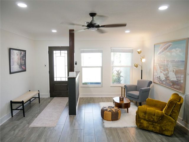 8280 32ND AVENUE N, St Petersburg, FL 33710