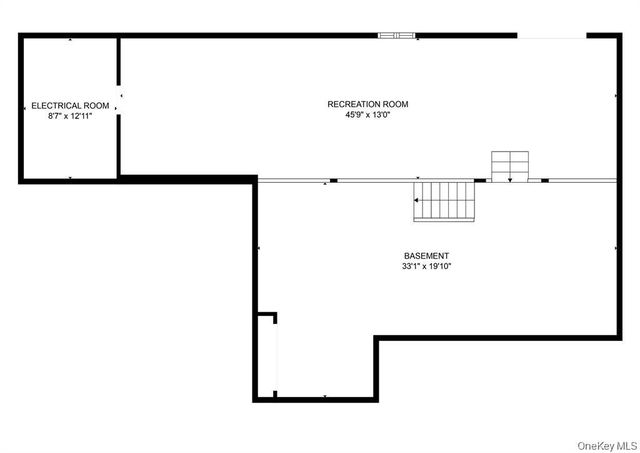 33 Potter Ln, Halesite, NY 11743