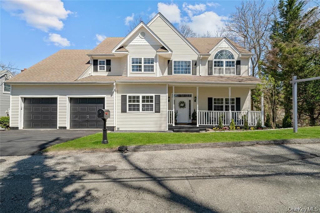 33 Potter Ln, Halesite, NY 11743 — exterior