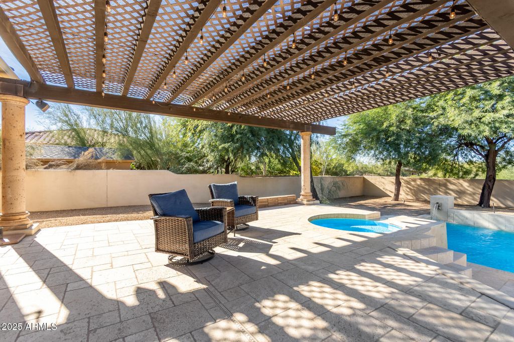 Image 27 of property listing at 33460 N 47TH Way, Cave Creek, AZ 85331