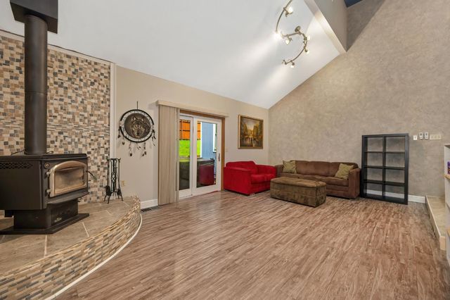 4580 Jenkinson Cir, Pollock Pines, CA 95726