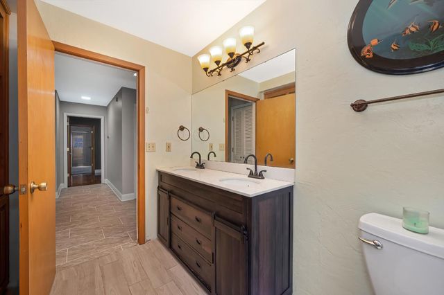 4580 Jenkinson Cir, Pollock Pines, CA 95726