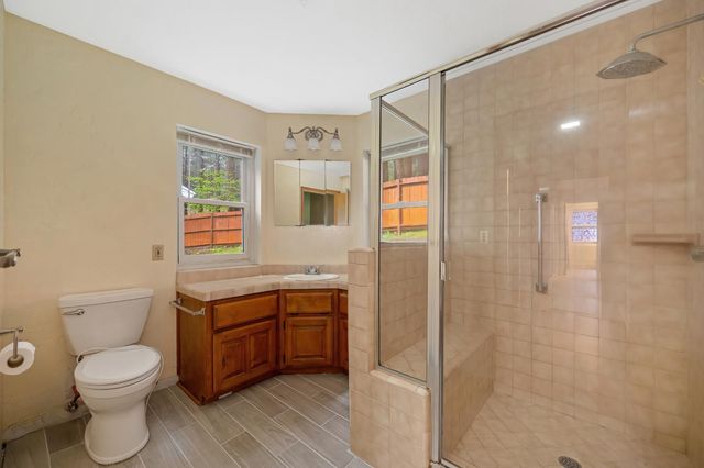 4580 Jenkinson Cir, Pollock Pines, CA 95726