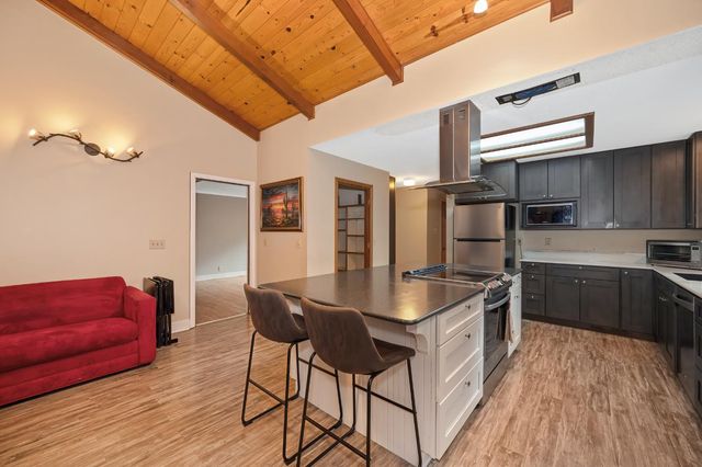 4580 Jenkinson Cir, Pollock Pines, CA 95726