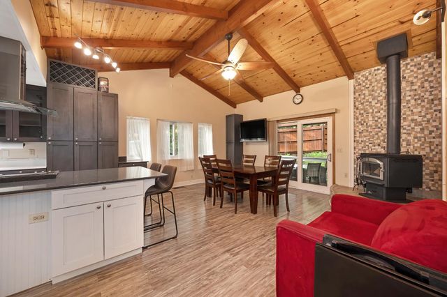 4580 Jenkinson Cir, Pollock Pines, CA 95726