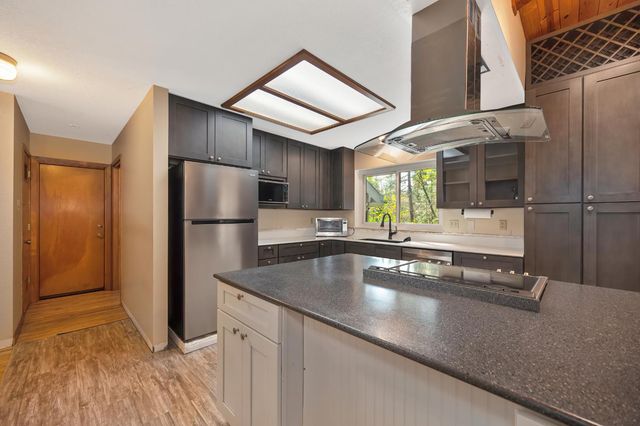 4580 Jenkinson Cir, Pollock Pines, CA 95726