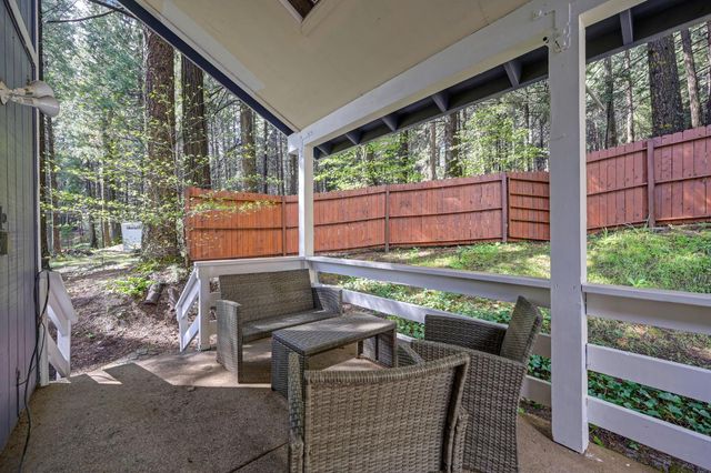 4580 Jenkinson Cir, Pollock Pines, CA 95726