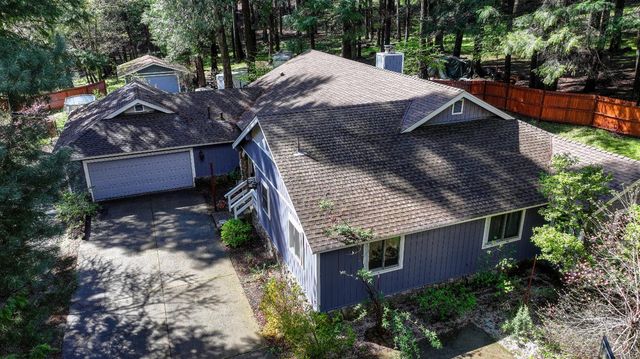 4580 Jenkinson Cir, Pollock Pines, CA 95726