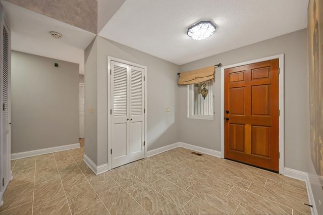 4580 Jenkinson Cir, Pollock Pines, CA 95726