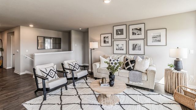 9521 Brighton Way SW, Cedar Rapids, IA 52404