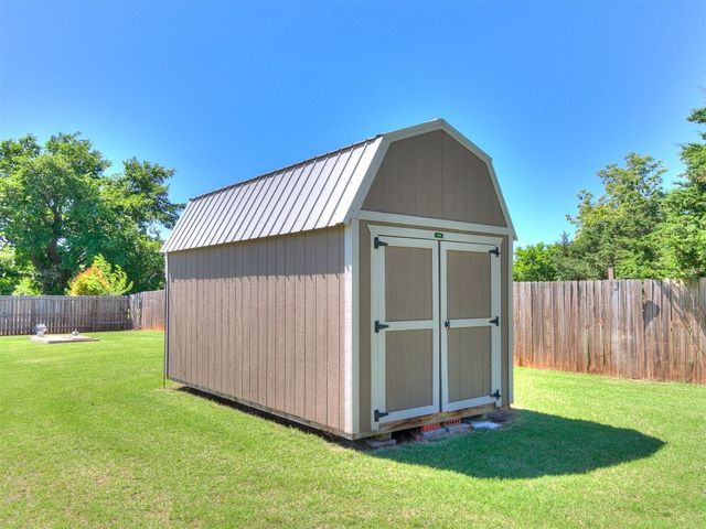 2454 Country Road 1198, Blanchard, OK 73010