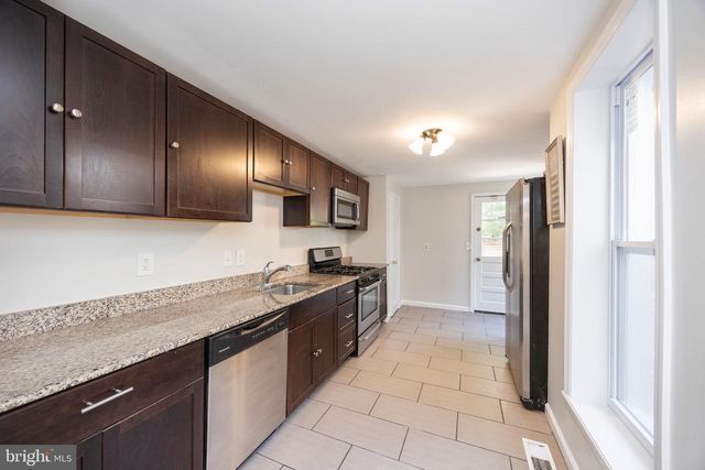 206 E CROSS ST, Baltimore, MD 21230