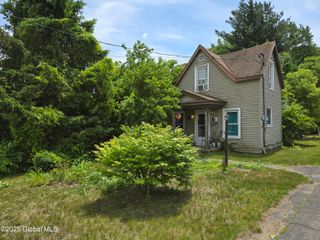 20 Luzerne Road, Queensbury, NY 12804