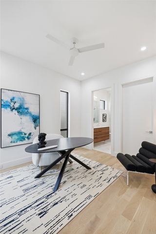 610 N Oak Cliff Boulevard 302, Dallas, TX 75208