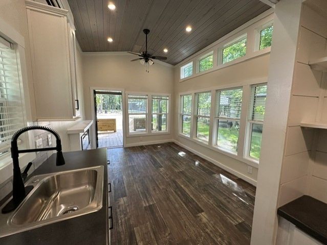 166 White Oak Court, Monteagle, TN 37356