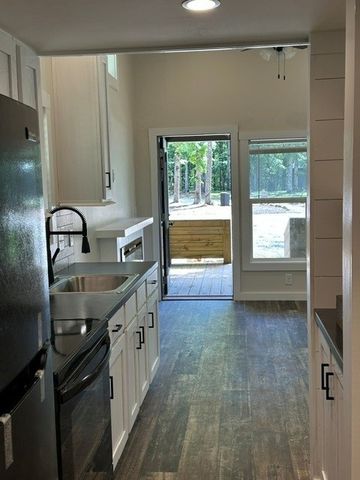 166 White Oak Court, Monteagle, TN 37356