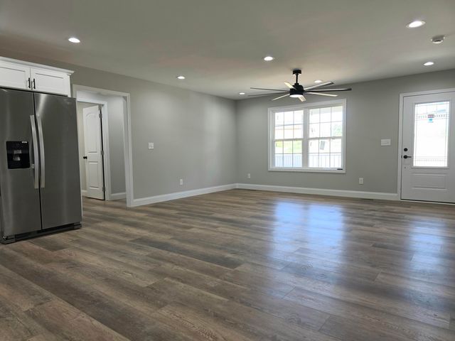 315 Hawk Creek Road, London, KY 40741