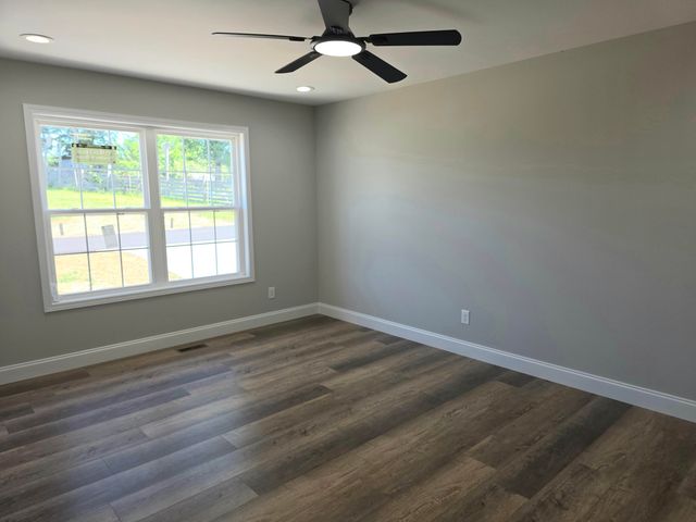 315 Hawk Creek Road, London, KY 40741