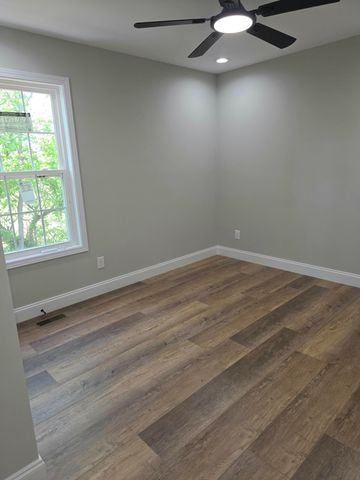 315 Hawk Creek Road, London, KY 40741