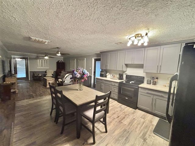 16255 & 16247 Windmill Lane, Iowa, LA 70647