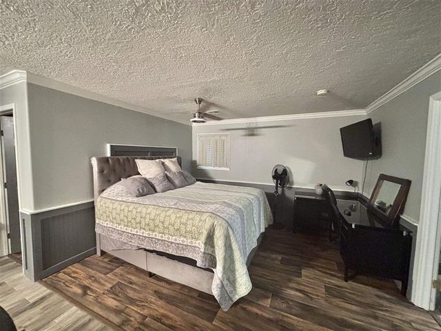 16255 & 16247 Windmill Lane, Iowa, LA 70647