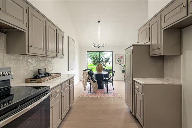 8612 N Harrison Street, Kansas City, MO 64155