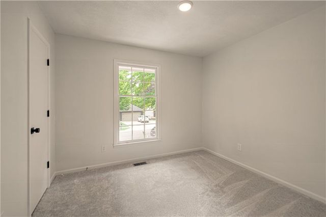 8612 N Harrison Street, Kansas City, MO 64155