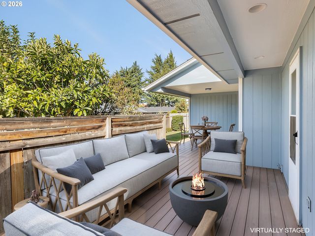 635 Ne BLAIR Ct, Salem, OR 97301