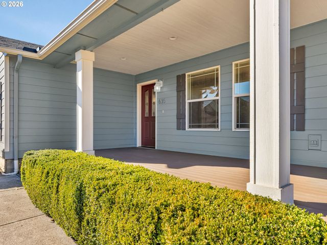 635 Ne BLAIR Ct, Salem, OR 97301