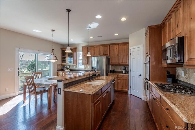 6988 S Riverwood Way, Aurora, CO 80016