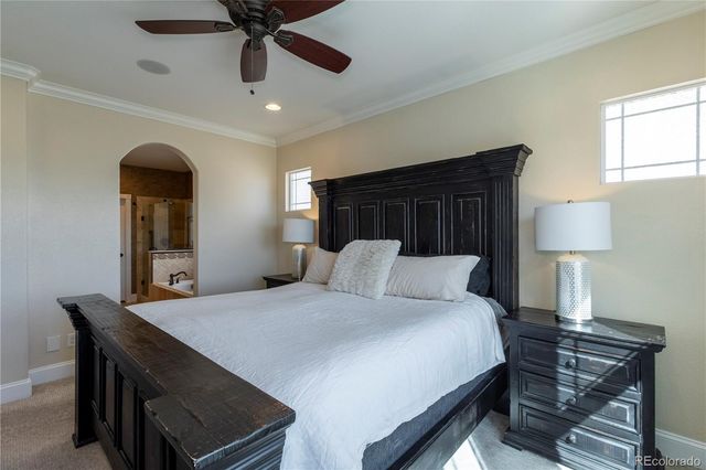 6988 S Riverwood Way, Aurora, CO 80016