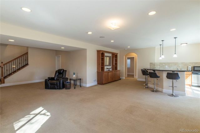 6988 S Riverwood Way, Aurora, CO 80016