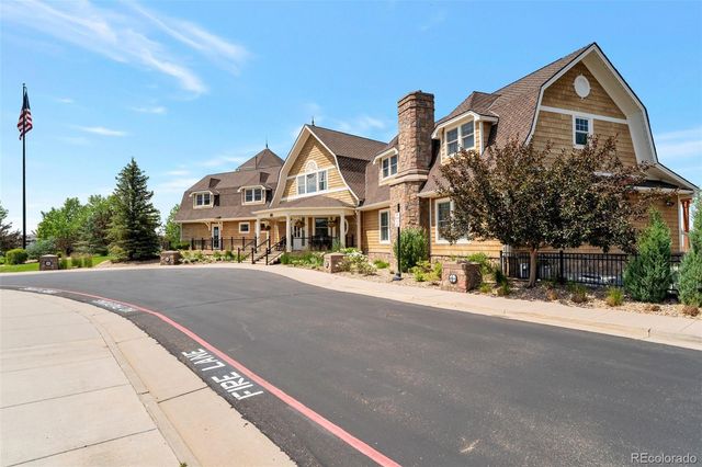 6988 S Riverwood Way, Aurora, CO 80016